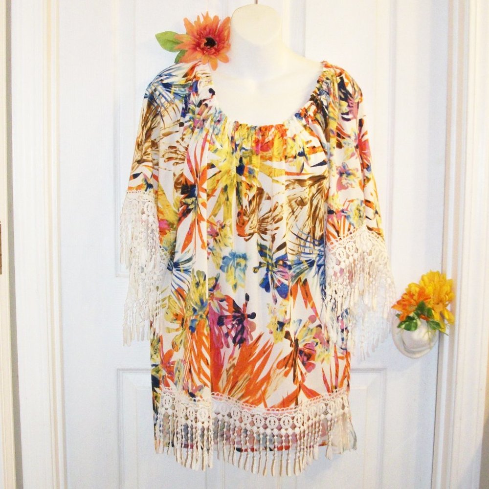 STRAZZI Sz L Fringed Stretch Knit Top On or Off Shoulder Botanical Print
